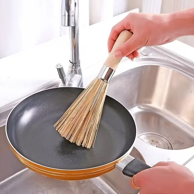 Natural bamboo pot brush - handheld kitchen cleaning brush