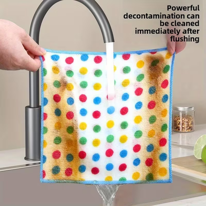 50-piece pack of polka dot coral microfiber fabric | Non-greasy, lint-free