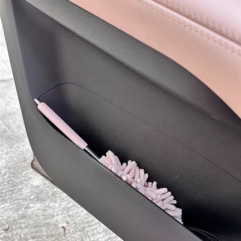 Two-piece set - Flexible and adjustable mini car dust brush - Made of polyester fiber
