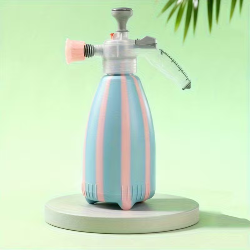 2-liter pressure watering can, suitable for home gardening