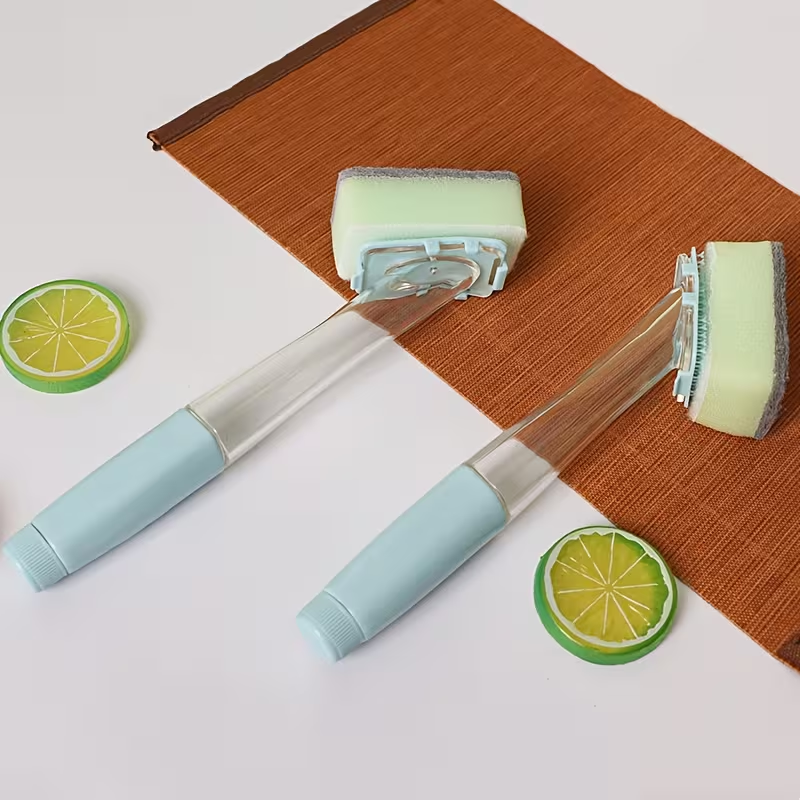 One handle comes with four replaceable foam heads, which are interchangeable.