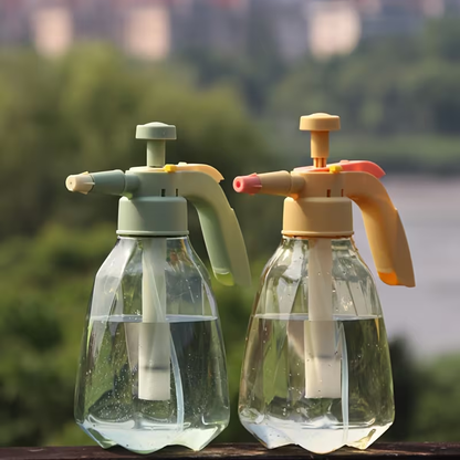 Household watering spray bottle, pressurized, suitable for gardening, hand pump sprayer