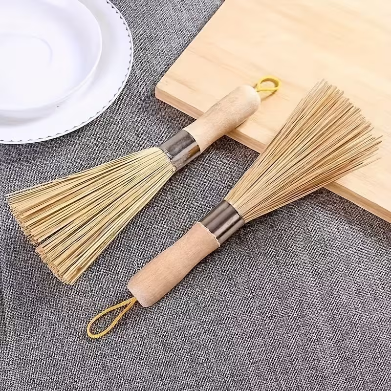 Natural bamboo pot brush - handheld kitchen cleaning brush
