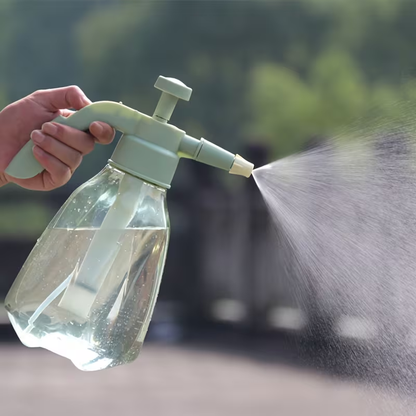 Household watering spray bottle, pressurized, suitable for gardening, hand pump sprayer